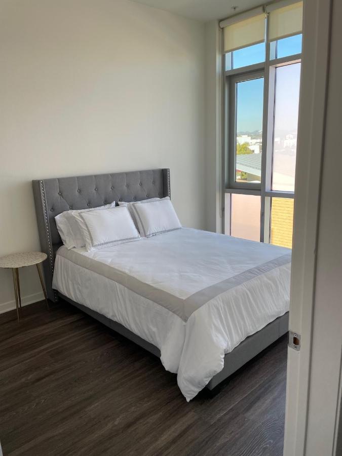 Las Palmas - Modern, Stylish, Spacious, Secure & Tranquil Condo With 2 Master Suite Bedrooms - Wlk To Sm Pier Los Angeles Exterior photo